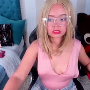 bestlivesexchat.com sofia_beckerr livesex profile in pussy cams