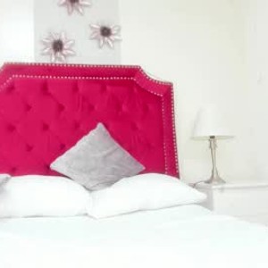 elivecams.com sofia_petite7 livesex profile in latina cams