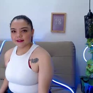 cheapadultsexcams.com sophia_strada livesex profile in latina cams