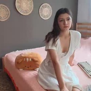 cheapadultsexcams.com sunnyleila livesex profile in shy cams