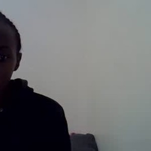 chaturbate sweetbellah1 webcam profile pic via amateursex-livecam.com