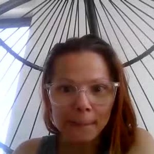 chaturbate sweethotsexy35 webcam profile pic via watchgirlcam.com