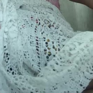 chaturbate sweetmoeyra webcam profile pic via sexlivecamsites.com