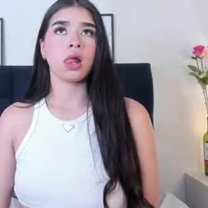 sexcityguide.com sweett_chloee_ livesex profile in skinny cams