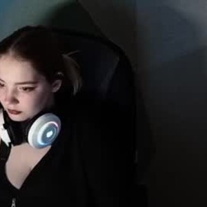 chaturbate sweetyyfox webcam profile pic via amateursex-livecam.com