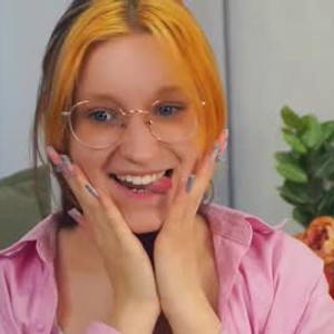 livesex.fan synnefarmer livesex profile in new cams