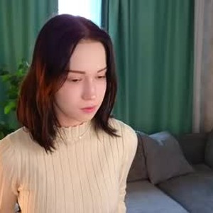 livesex.fan synnovebrabson livesex profile in shy cams