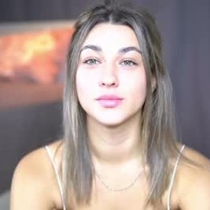 Camgirl is actually offline