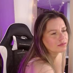 chaturbate tania_ass webcam profile pic via bestlivesexchat.com