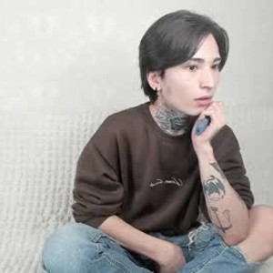 Cam boy tattoed_levi