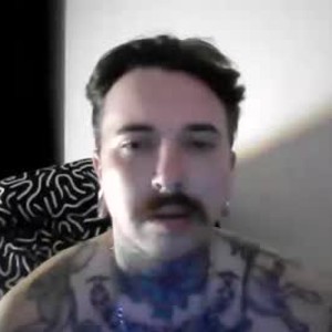 tattooedmodeluk25 Live Cam