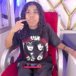 chaturbate taylorraining webcam profile pic via myliveeroticcams.com