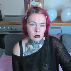 onaircams.com the_aliencockroach livesex profile in lovense-tattoo cams