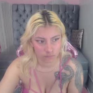 chaturbate tini_t Live Webcam Featured On netcams24.com