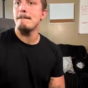 Cam boy treondisplay