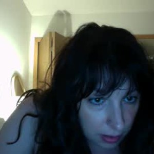 chaturbate trinny4u webcam profile pic via bestlivesexchat.com