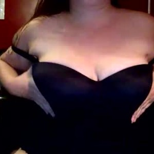 chaturbate trixie_willows_2feet webcam profile pic via girlsupnorth.com