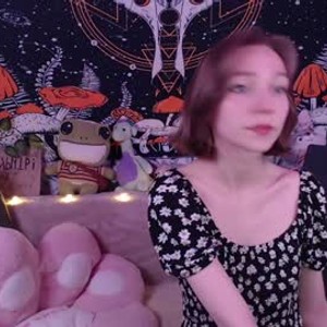 girlsupnorth.com uncanny_valley livesex profile in skinny cams