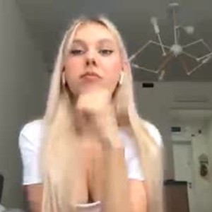 6livesex.com uncrispino livesex profile in blonde cams