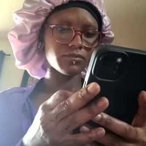 chaturbate uniqecho webcam profile pic via pornsexycams.com