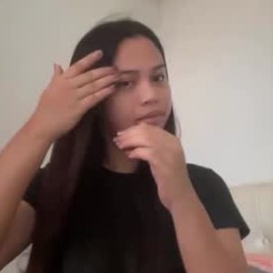 chaturbate ur_precious_wife webcam profile pic via sexcam-girls.com