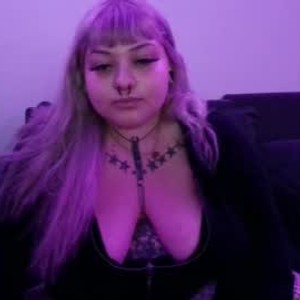 chaturbate uwuwarmpie webcam profile pic via sleekcams.com