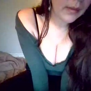 chaturbate valentinacruz777 webcam profile pic via grannylivesexcams.com