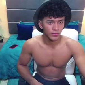 Cam boy valentino_cavali