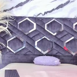 chaturbate valeria_reyess_ webcam profile pic via cheapadultsexcams.com
