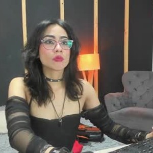 chatnmate.com vampy_dolll livesex profile in petite cams