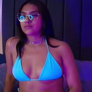 iluvcams.com vanesa_gh livesex profile in shy cams