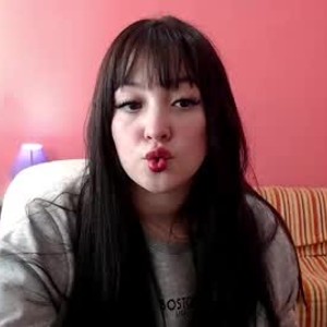 watchgirlcam.com vero_doll12 livesex profile in milk cams