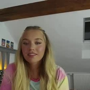 girlsupnorth.com vicidream01 livesex profile in young cams