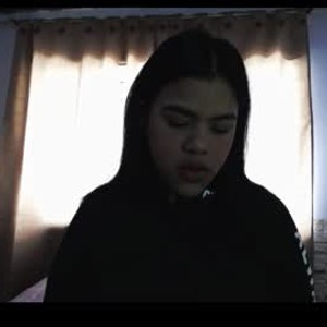 chaturbate vicky_fox2 webcam profile pic via maturelivesexcams.com