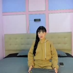 elivecams.com violetaponds livesex profile in petite cams