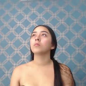 girlsupnorth.com violethcollins1 livesex profile in petite cams