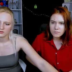 chaturbate violett_moons webcam profile pic via pornsexycams.com