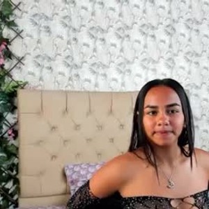 chatnmate.com violetta_lopezx livesex profile in ebony cams