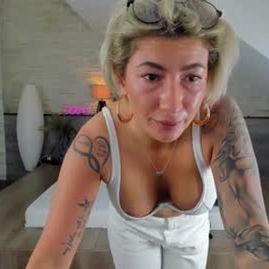 chaturbate violin_moves webcam profile pic via webcam-sexe.net