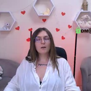chaturbate vivienne_dark webcam profile pic via iluvcams.com