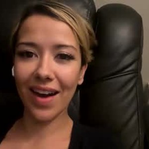 chaturbate viviennevirelle webcam profile pic via cheapadultsexcams.com