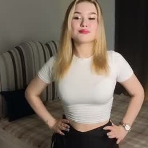 chaturbate whitecutiebb webcam profile pic via myliveeroticcams.com