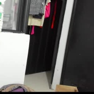 pornsexycams.com woman_rosse livesex profile in mom cams