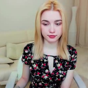 webcam-sexe.net x_blondie livesex profile in mistress cams