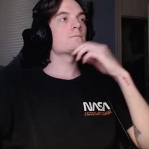 Cam boy xcryptkeeper