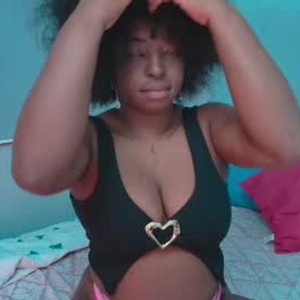 6livesex.com yes_mia_yes livesex profile in natural cams
