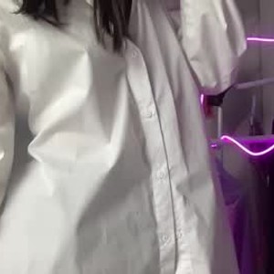 yourmonica webcam livesex profile on sleekcams.com