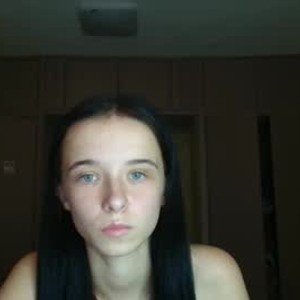 livesex.fan yuliastar livesex profile in skinny cams