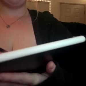 chaturbate yummybxtch webcam profile pic via amateursex-livecam.com