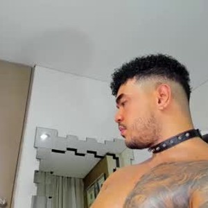 zeus_strong93 Live Cam